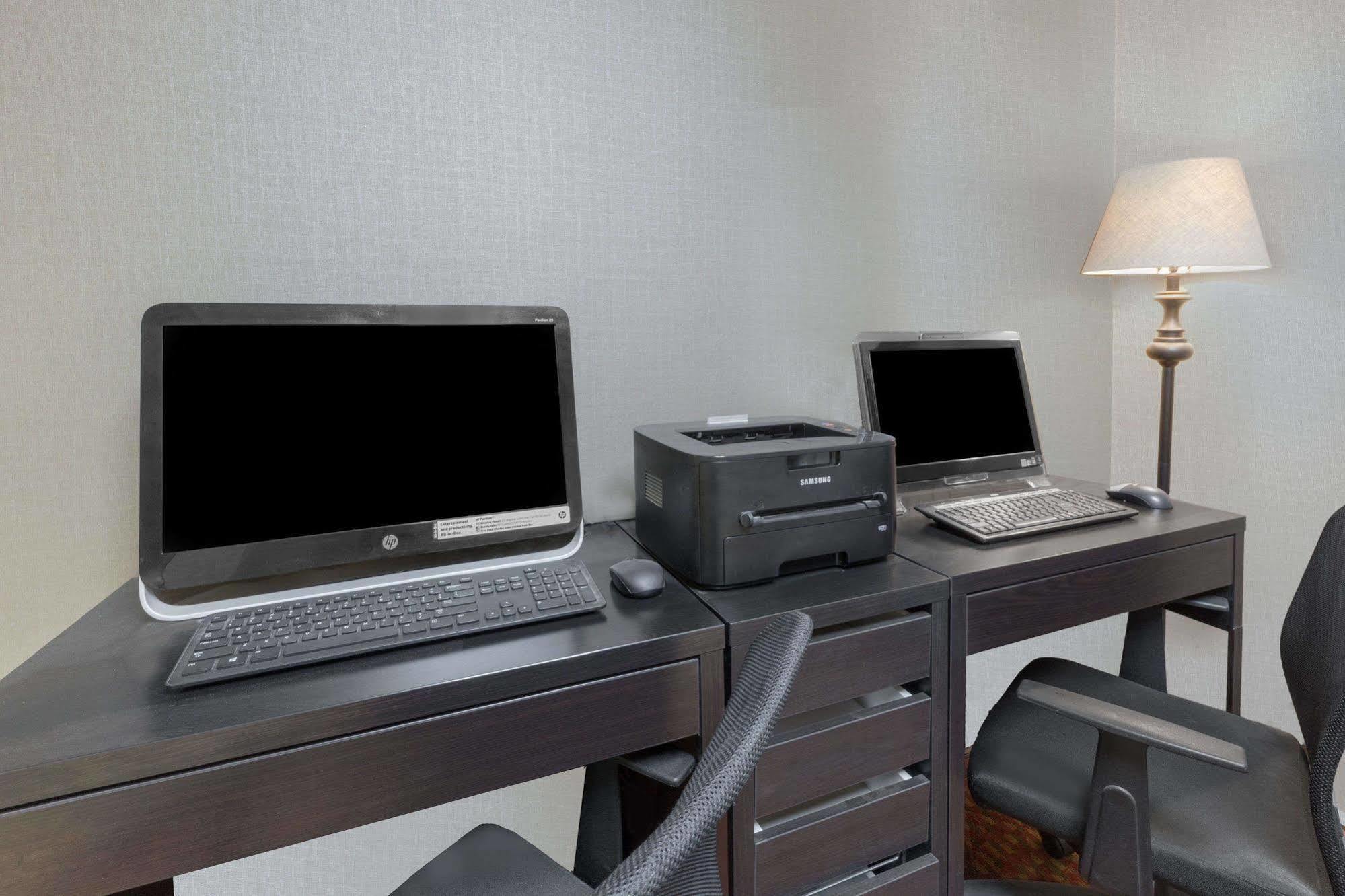 Baymont By Wyndham Gaylord Hotel Bagian luar foto